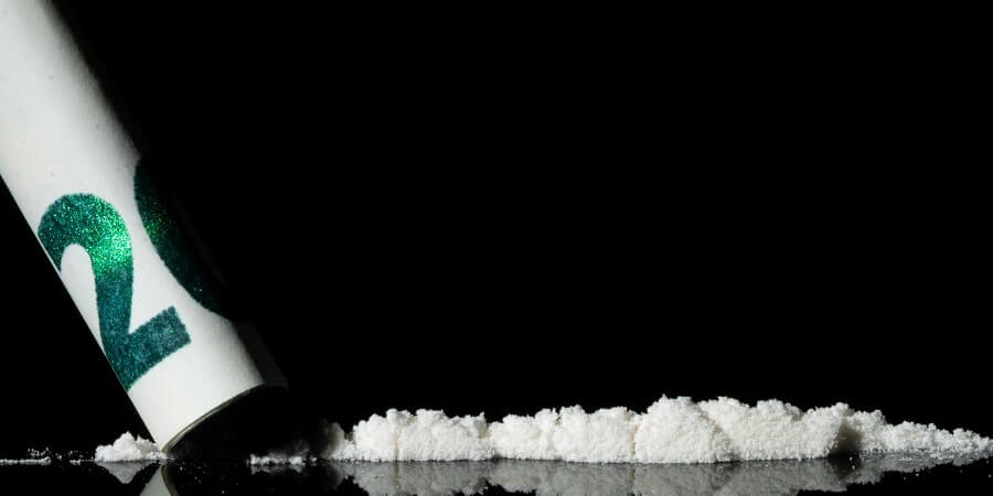 Diferencia delito tráfico de drogas y posesión para autoconsumo